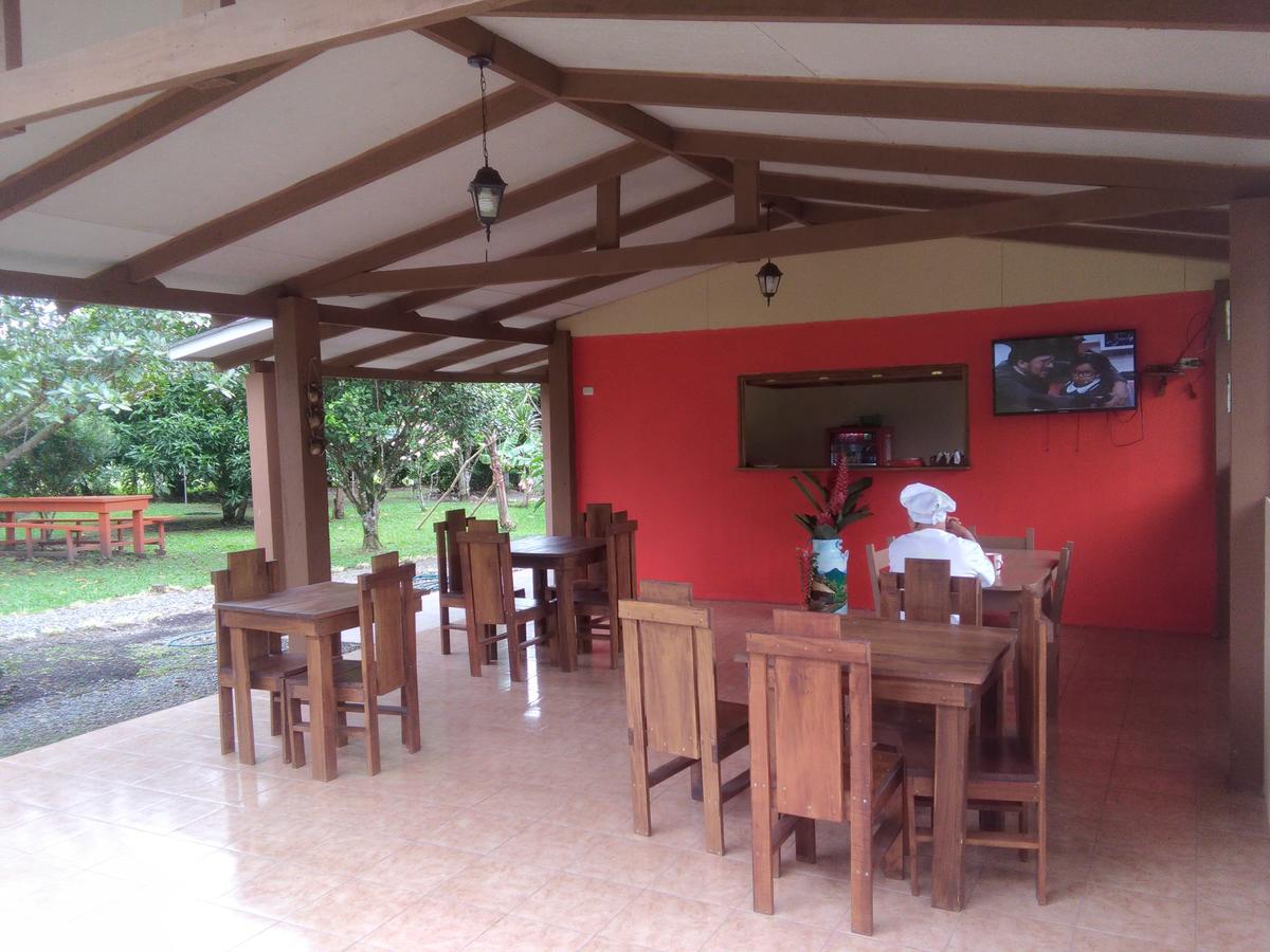 Paraiso Volcano Lodge Guayabo  エクステリア 写真