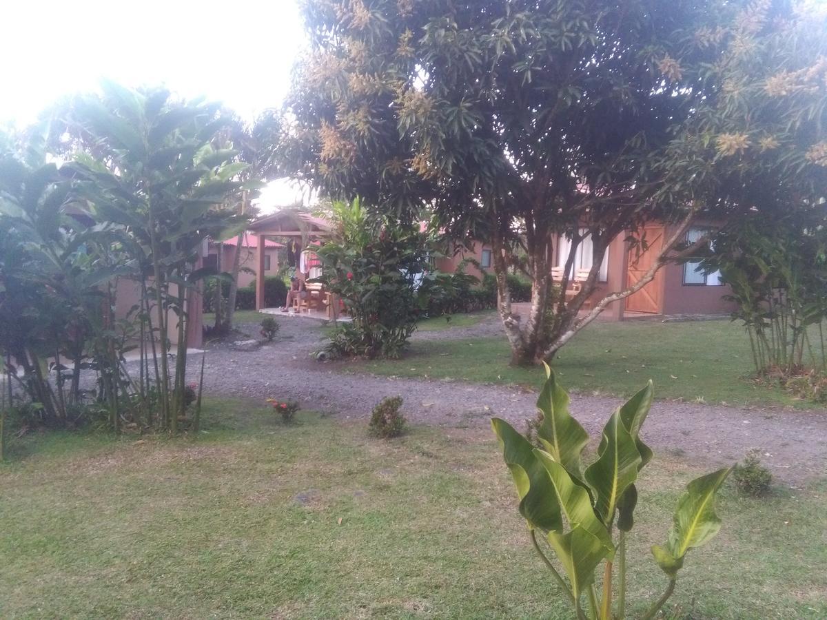 Paraiso Volcano Lodge Guayabo  エクステリア 写真