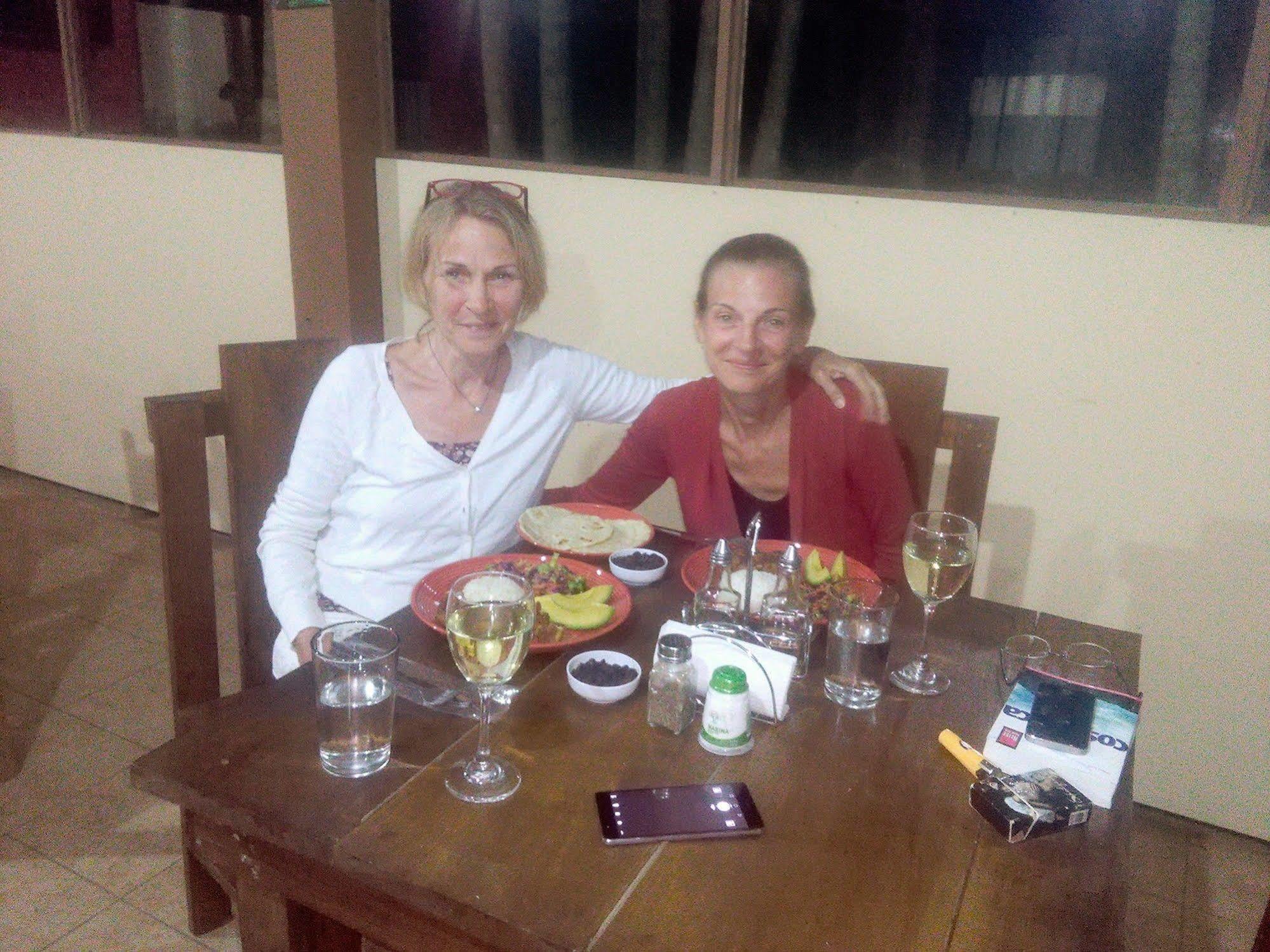 Paraiso Volcano Lodge Guayabo  エクステリア 写真