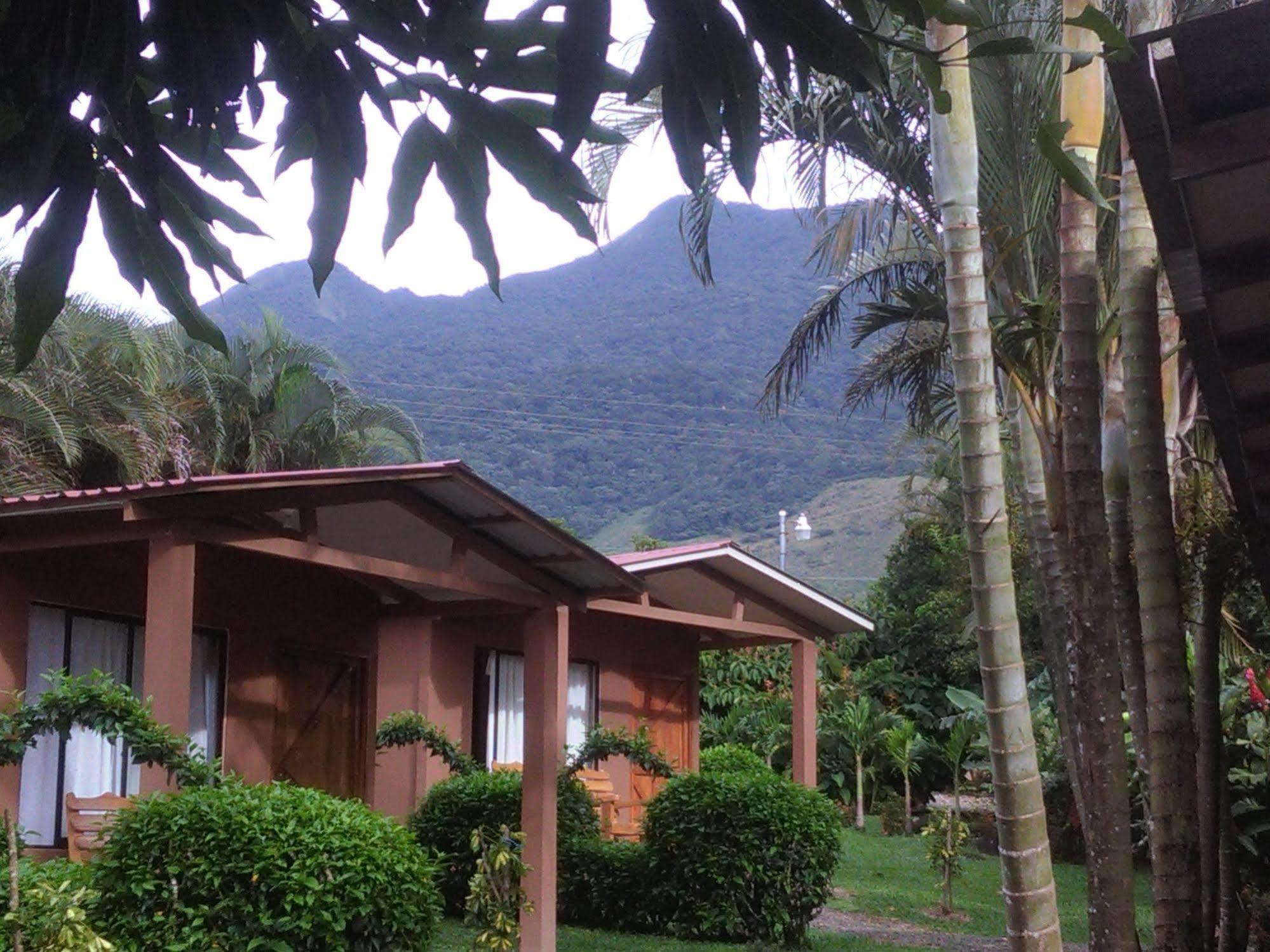 Paraiso Volcano Lodge Guayabo  エクステリア 写真