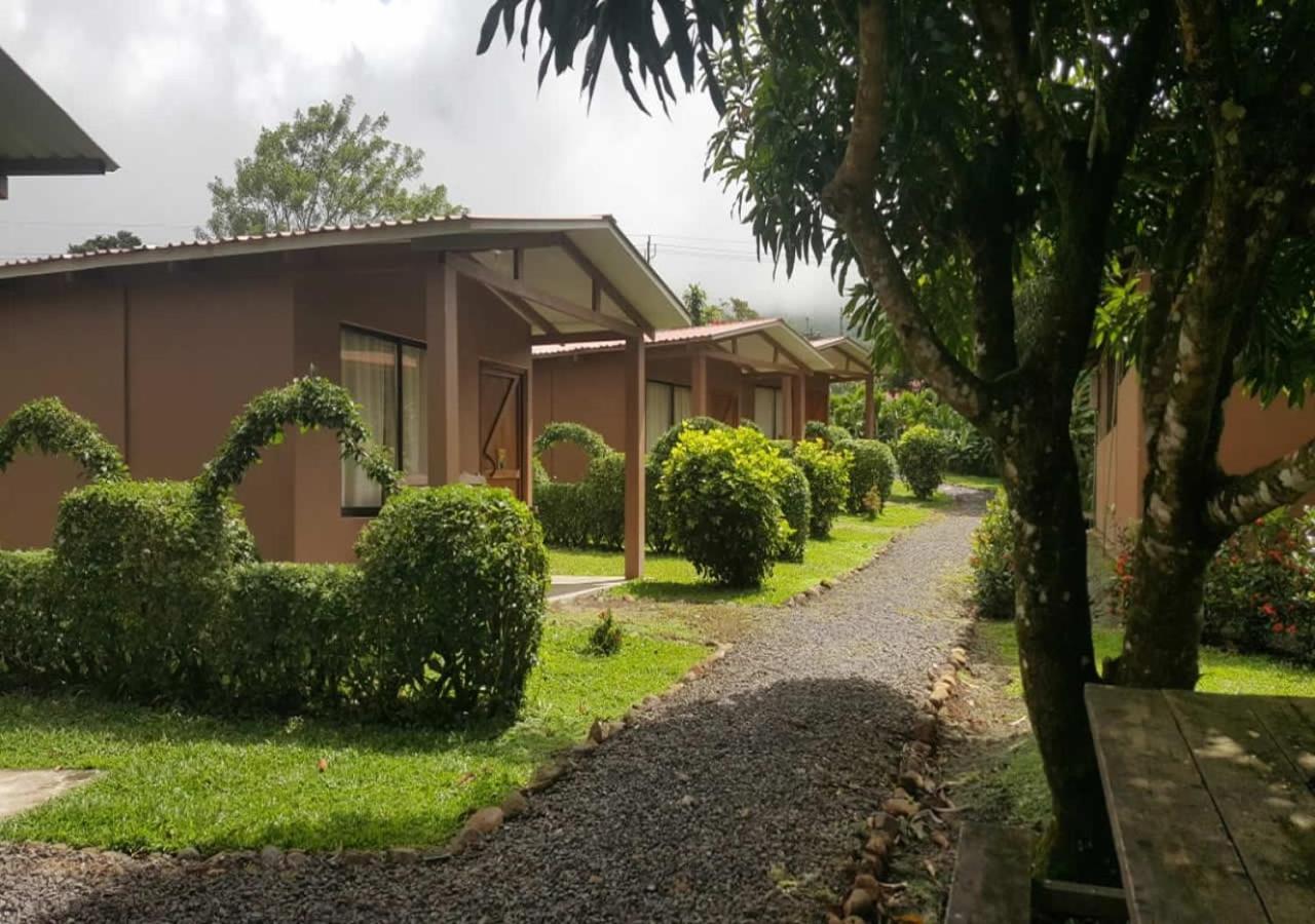 Paraiso Volcano Lodge Guayabo  エクステリア 写真